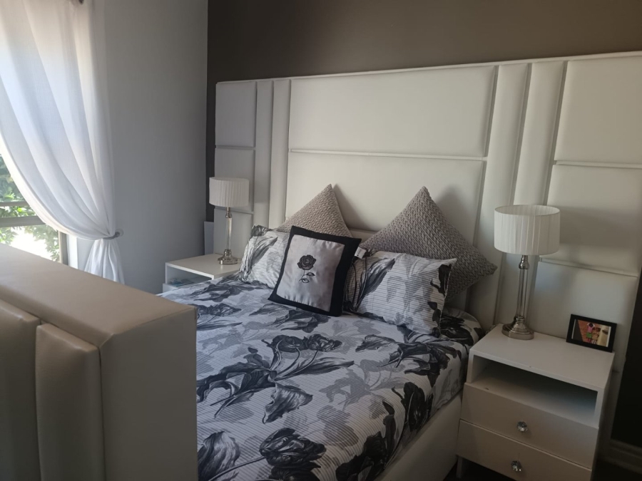 4 Bedroom Property for Sale in Hillcrest Northern Cape